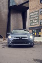 Toyota Corolla XLE Sedan 2019 года (NA)